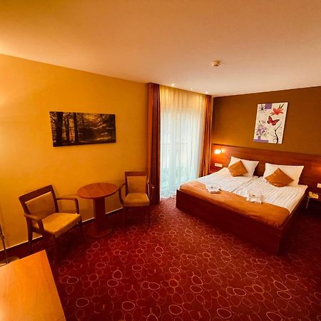 Patak Park Hotel Visegrad (Adults Only) Exterior photo